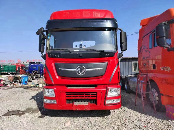 二手東風(fēng)天龍牽引車(chē)
