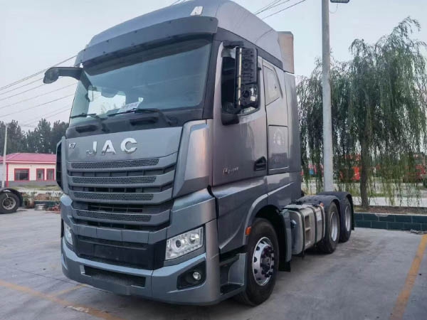 二手江淮格爾發(fā)牽引車