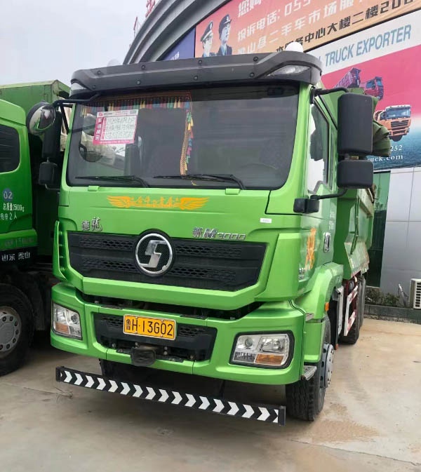 二手側(cè)翻自卸車(chē)半掛車(chē)