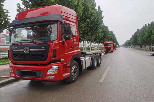 二手東風(fēng)天龍VL牽引車(chē)