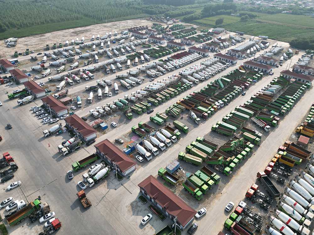 梁山華通二手車(chē)市場(chǎng)：中國(guó)二手自卸車(chē)的寶庫(kù)