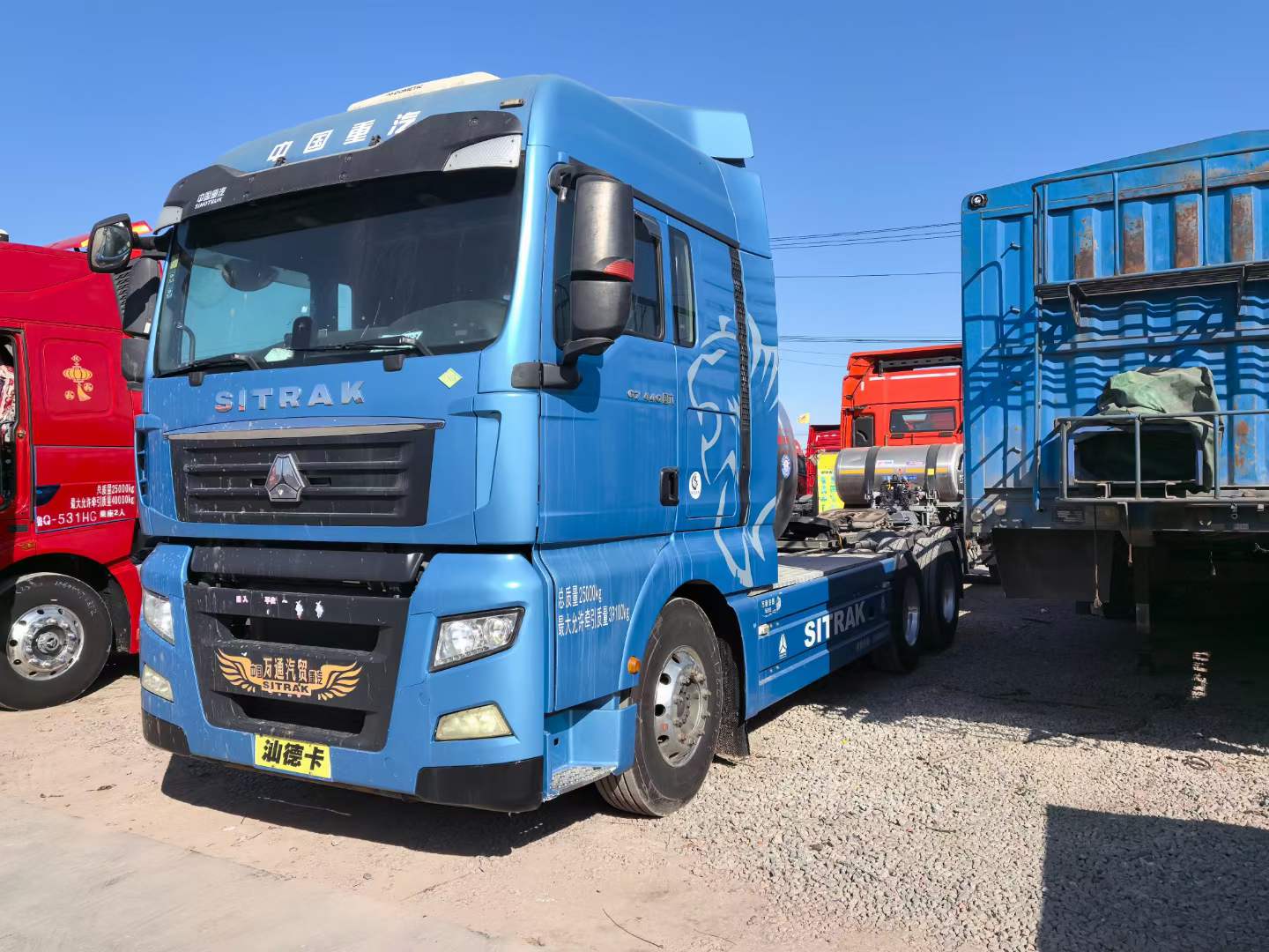 在購買二手牽引車時(shí)，應(yīng)該注意哪些車輛狀況？