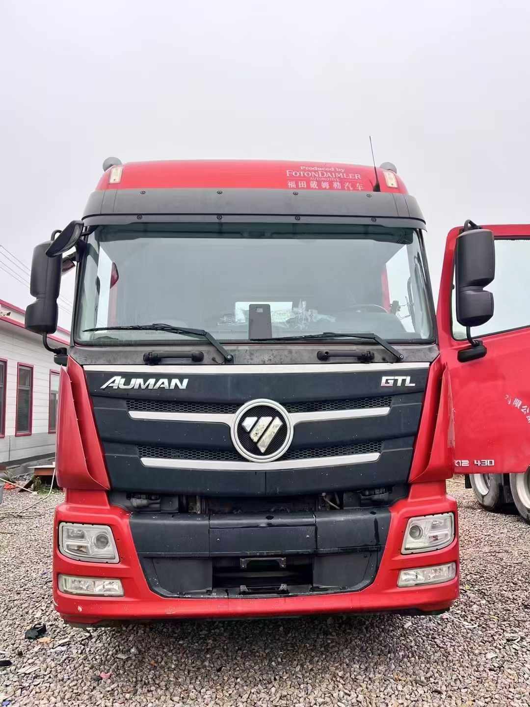 梁山歐曼單驅(qū)二手牽引車(chē)