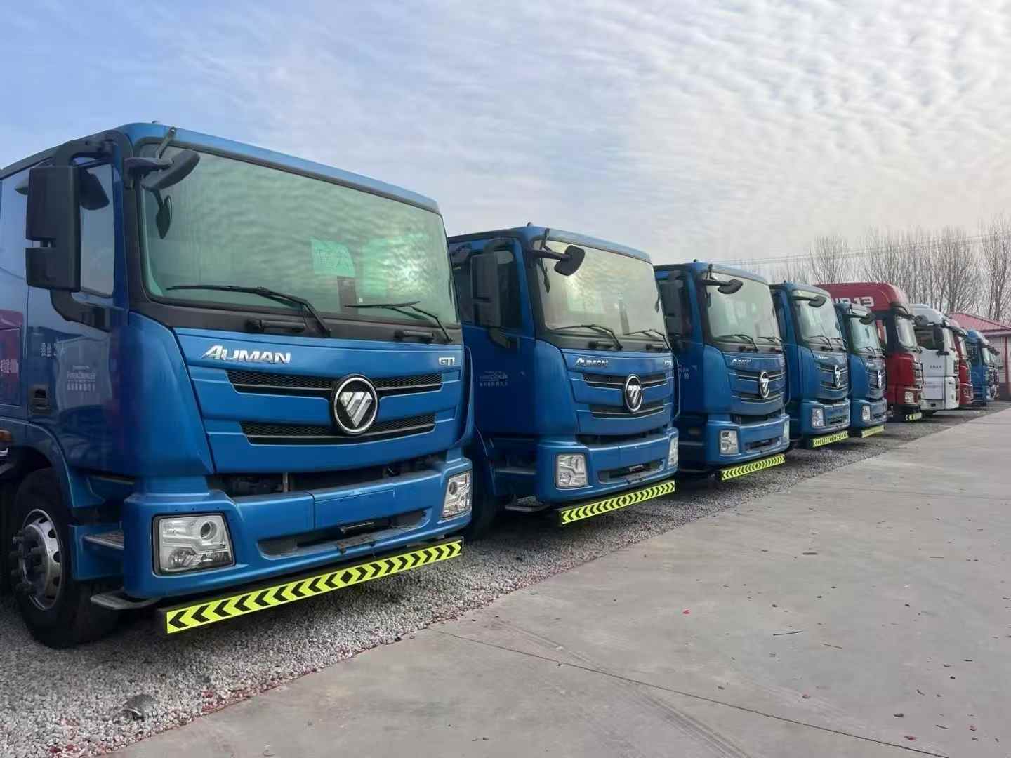 購(gòu)買二手牽引車時(shí)檢查車輛事故歷史的方法？