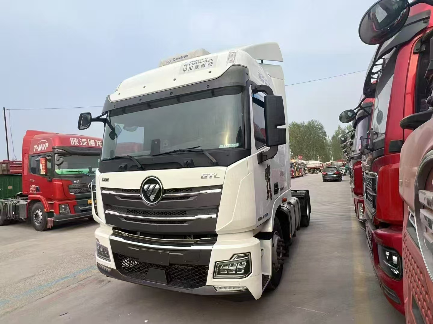 歐曼小銀河520馬力單驅(qū)氣囊橋牽引車