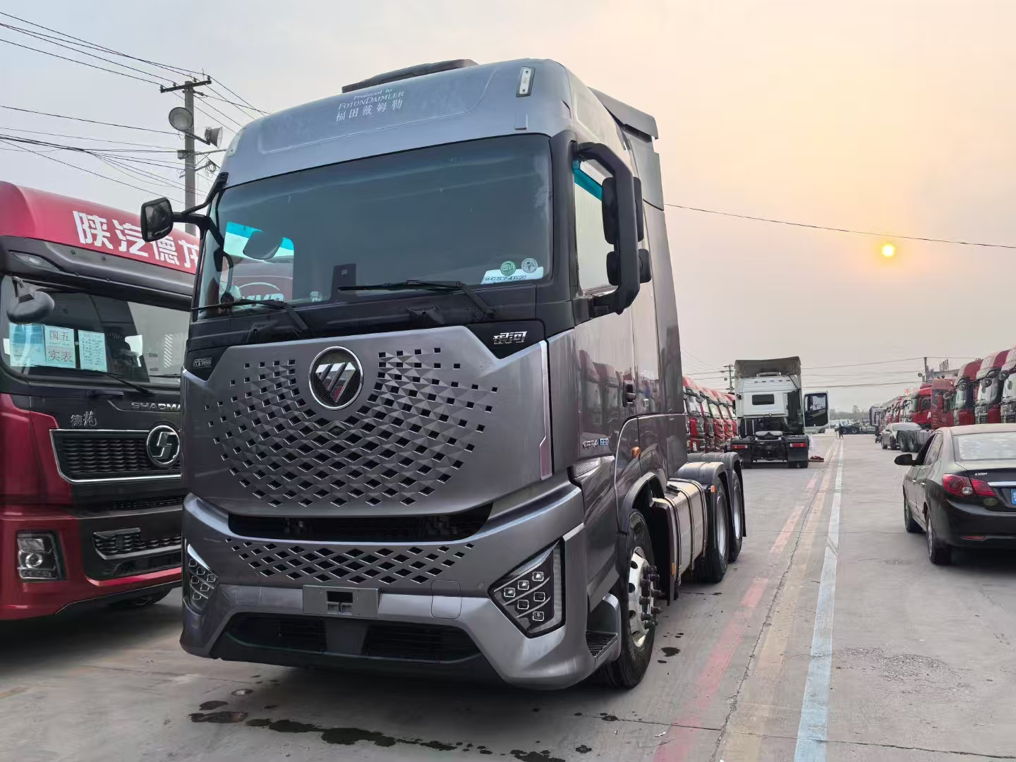 二手歐曼銀河660馬力牽引車(chē)